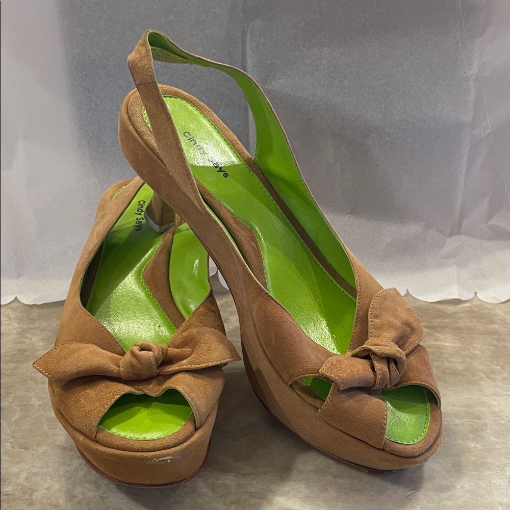 Cindy Says Chic Brown Slingback Heels 10